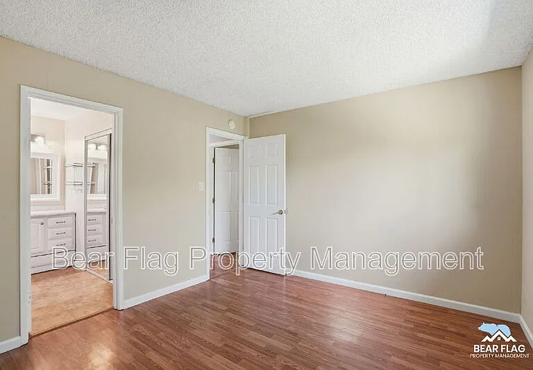1312 Mission Dr — Photo 18