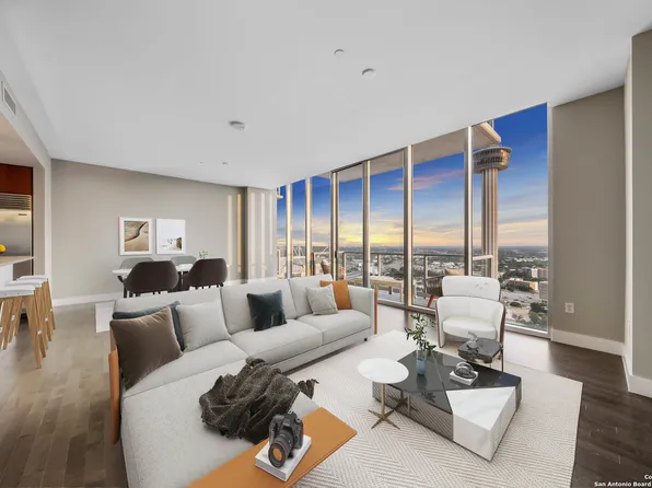 610 E Market UNIT 2715, San Antonio, TX 78205