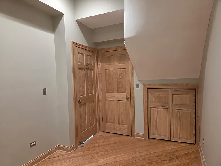 1909 N Sheffield Ave #1 — Photo 12