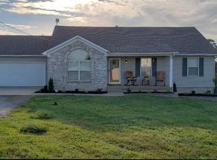 201 Andrew Ct, Taylorsville, KY 40071