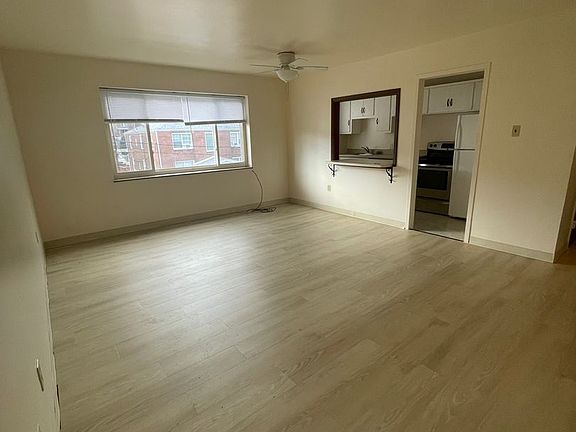 2nd image of 321 Culbertson Ave #2C