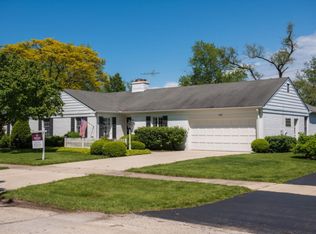 315 Jeffery Ln, Northfield, IL