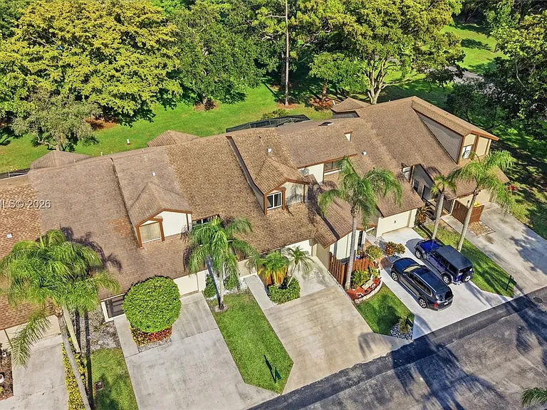 22384 Thousand Pines Ln — Photo 54