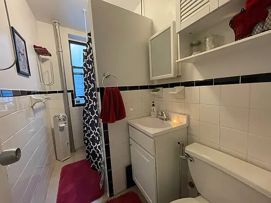 Rented by Keller Williams NYC | media 8