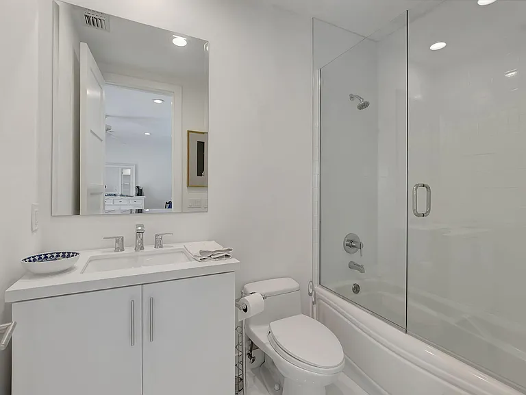 17070 Royal Cove Way — Photo 23