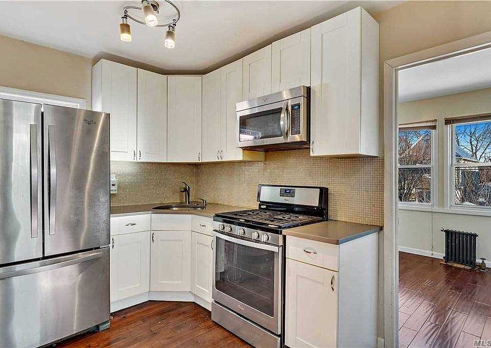 1st image of 10468 125th St