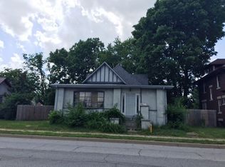 307 S Heaton St, Knox, IN 46534