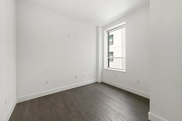 Rented by Compass | media 21