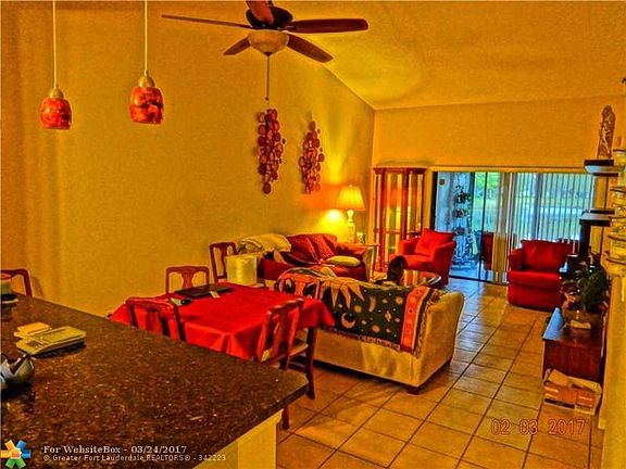 5th image of 3853 Carambola Cir N #29141