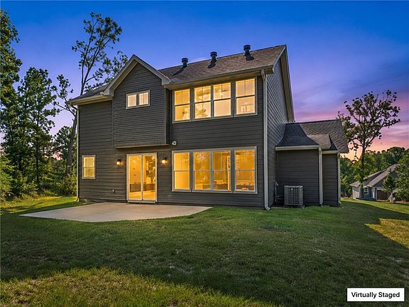 3rd image of 3 Carnahan Ln