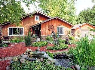 N88W35180 Mapleton Rd, Oconomowoc, WI 53066