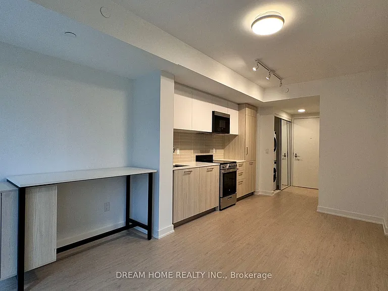 65 Mutual St #1307 — Photo 7