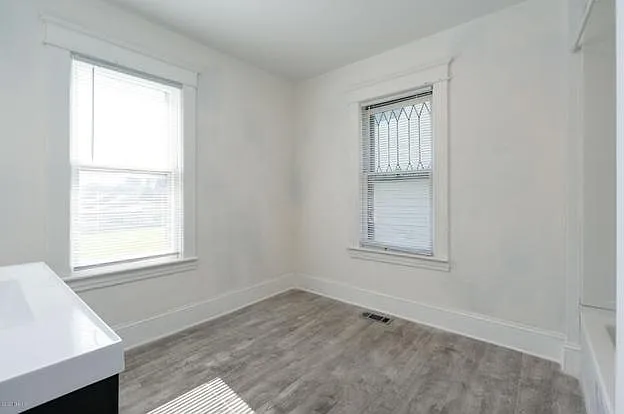 4 bed, 1742 sqft, $2,200 — Photo 4