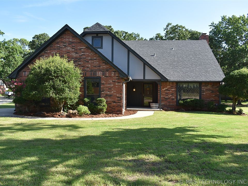 1st image of 2430 Northwood Dr