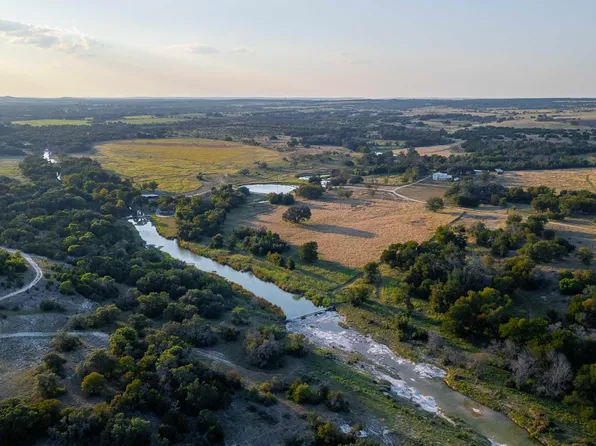 6415 County Road 3420, Lampasas, TX 76550