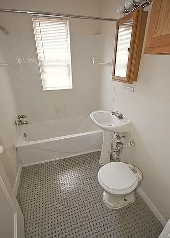 Biltmore Apartments — Photo 19