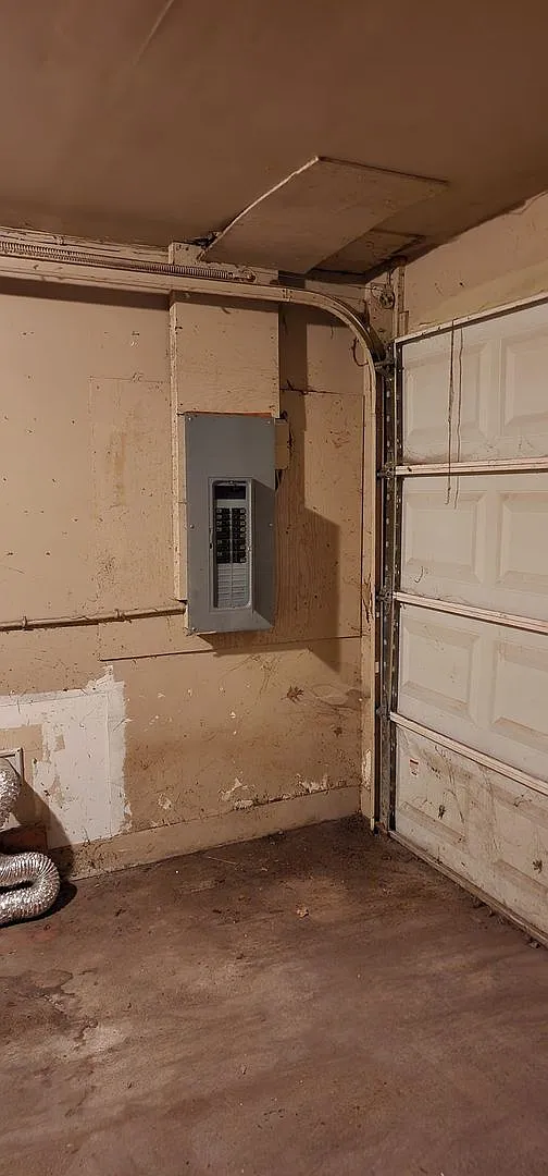 829 S Lake Dr — Photo 2