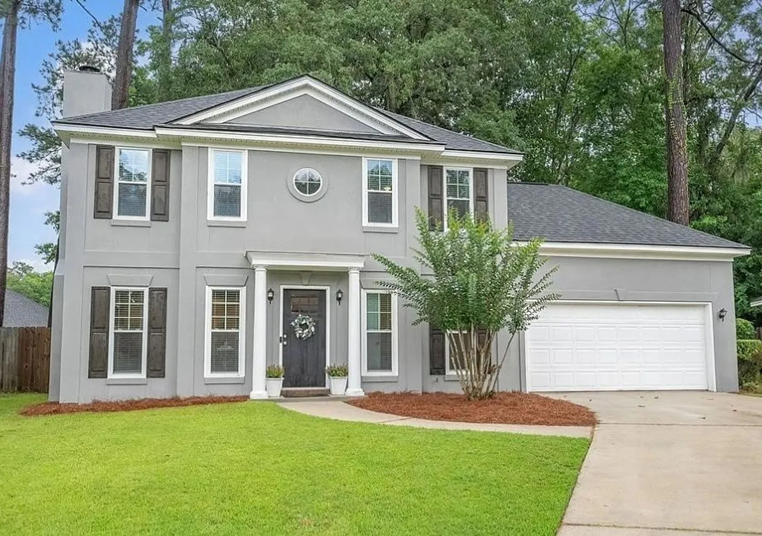 Stunning 4 bedroom 2.5 bath home, Located in Savannah, Ga! — Photo 1
