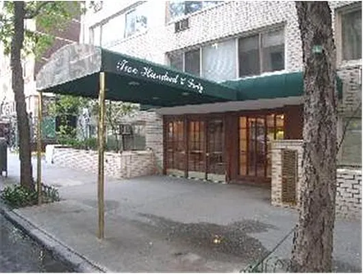 Rented by Douglas Elliman | media 16