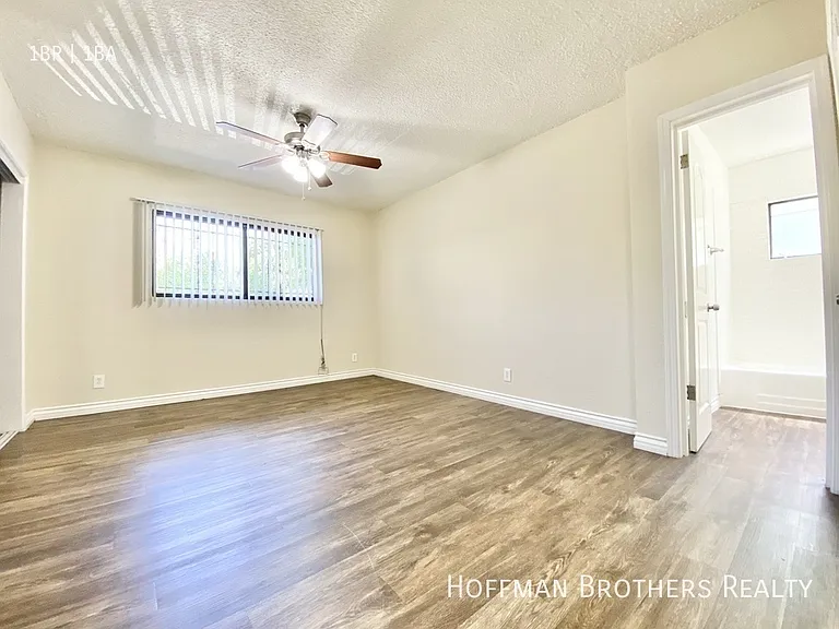 4619 Lomita St #4 — Photo 6