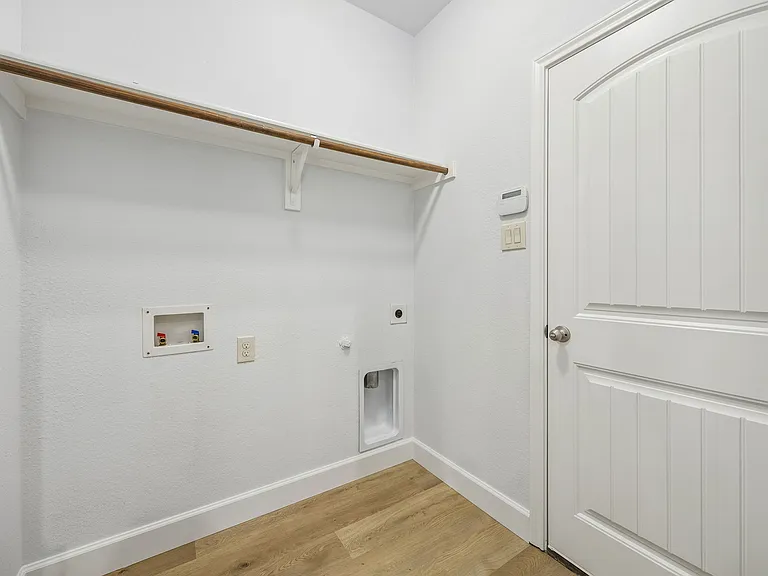 10445 Merced Lake Rd — Photo 22