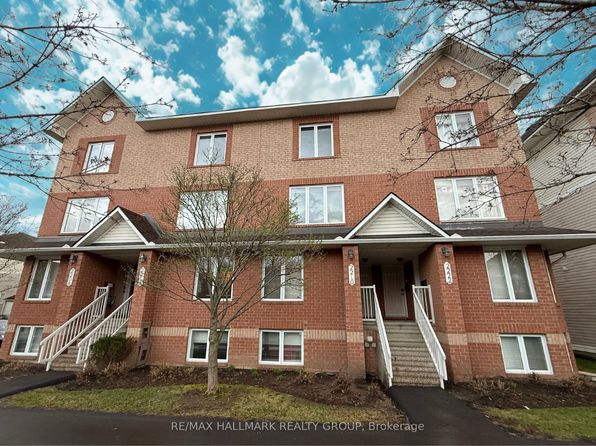 2218 Bois Vert Pl, Ottawa, ON K4A 4T7
