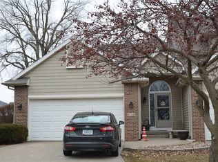 6856 NW 57th St, Johnston, IA 50131