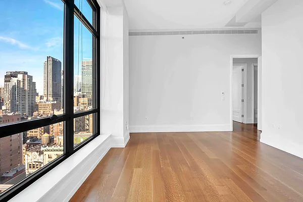 Sold by Level Group | media 18