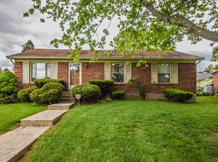 9016 Lantern Lite Pkwy, Louisville, KY 40220