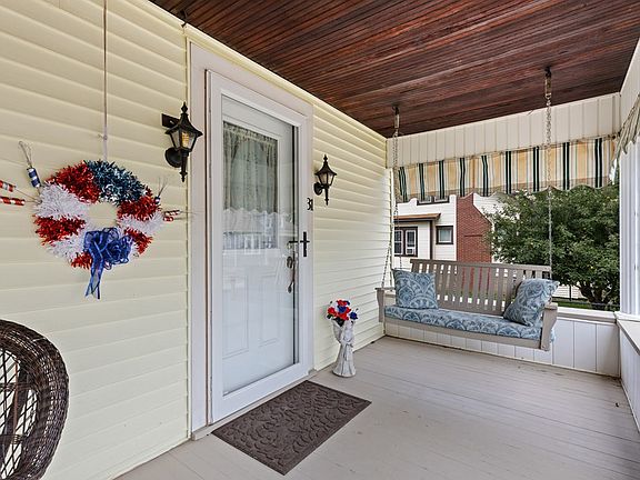 4th image of 31 Lawson Ave