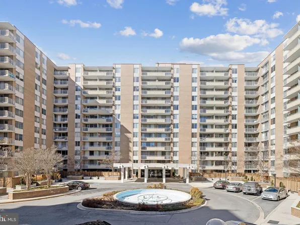 3001 Veazey Ter NW APT 116, Washington, DC 20008