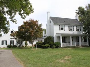 2830 Meadors Spur Rd, Moneta, VA 24121