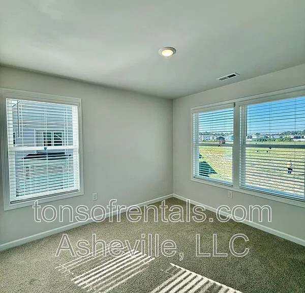 216 Valley Breeze Rd — Photo 27