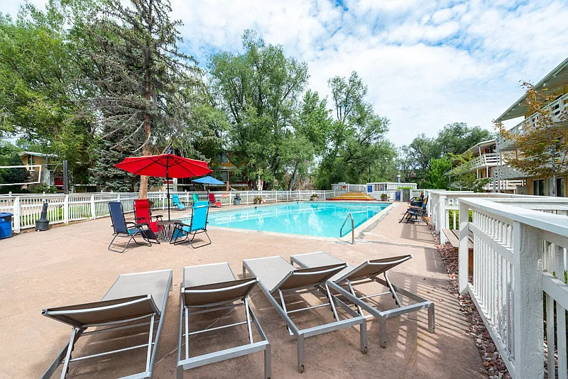 Pool Area - Buffalo Canyon