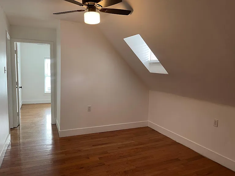 212 Park Ave #3 — Photo 8