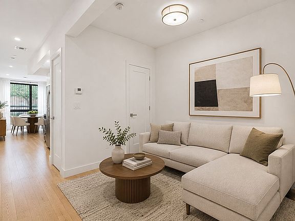 3rd image of 237 Bainbridge St