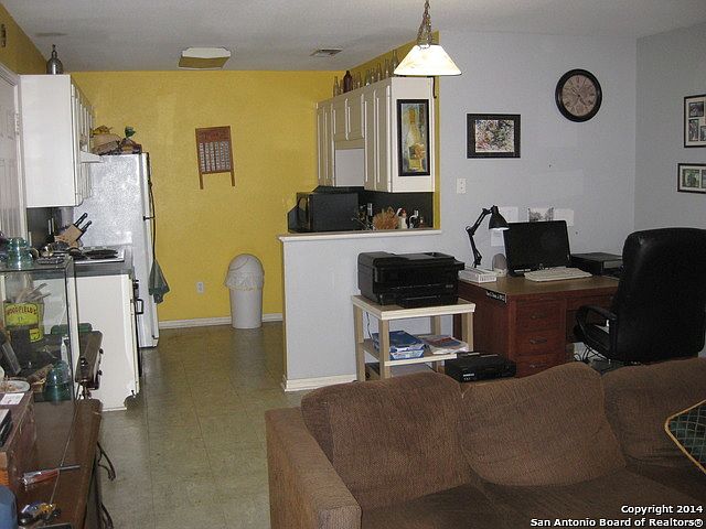 1st image of 607 & 609 MLK Dr.