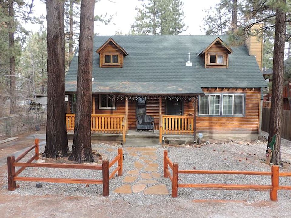 1st image of 920 Tinker Bell Ave