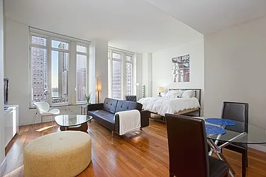 Rented by Nest Seekers International