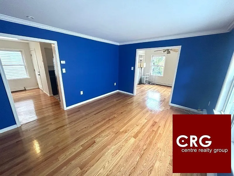 9 Irving St #1