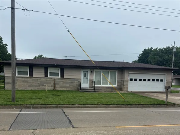 1601 S 4th St, Effingham, IL 62401