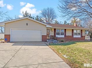 3101 Temple Dr, Springfield, IL 62704