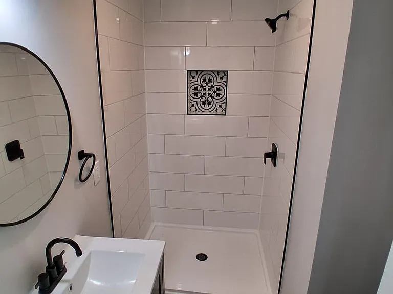 227 W Mulberry St #1 — Photo 2