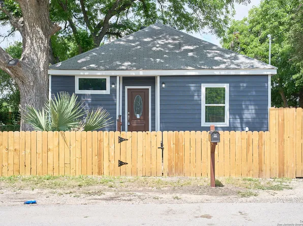 141 FAIRBANKS AVE, San Antonio, TX 78210