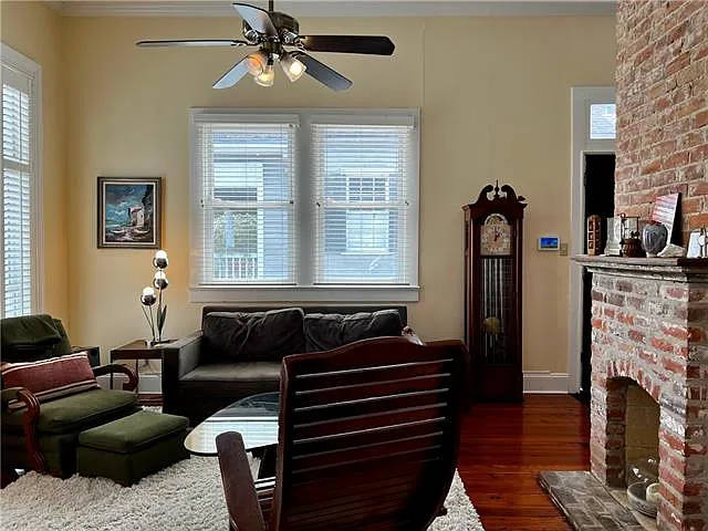 3 bed, 2.5 bath, 1835 sqft, $3,200 — Photo 4