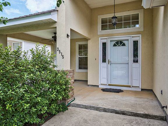 2nd image of 3515 Lands End Ln