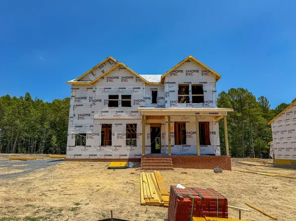 107 Bluestone Dr, Lillington, NC 27546