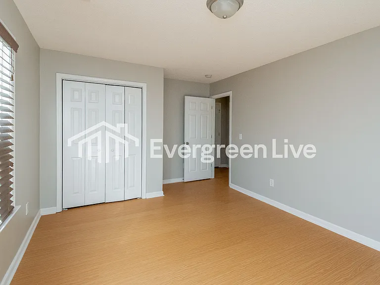 9216 Windsor Lake Blvd — Photo 12