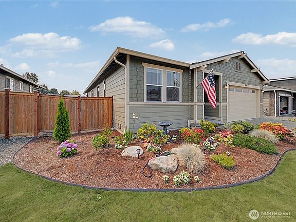 2nd image of 3530 Edith Avenue