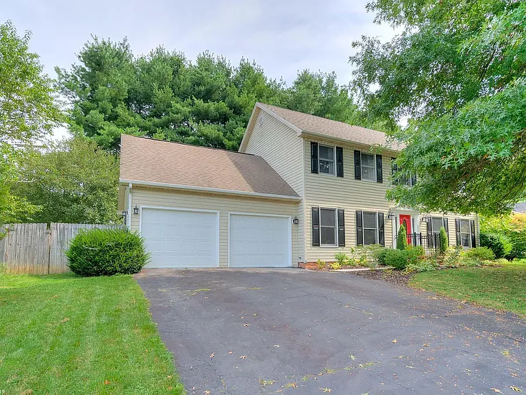 1101 Mourning Dove Dr — Photo 1
